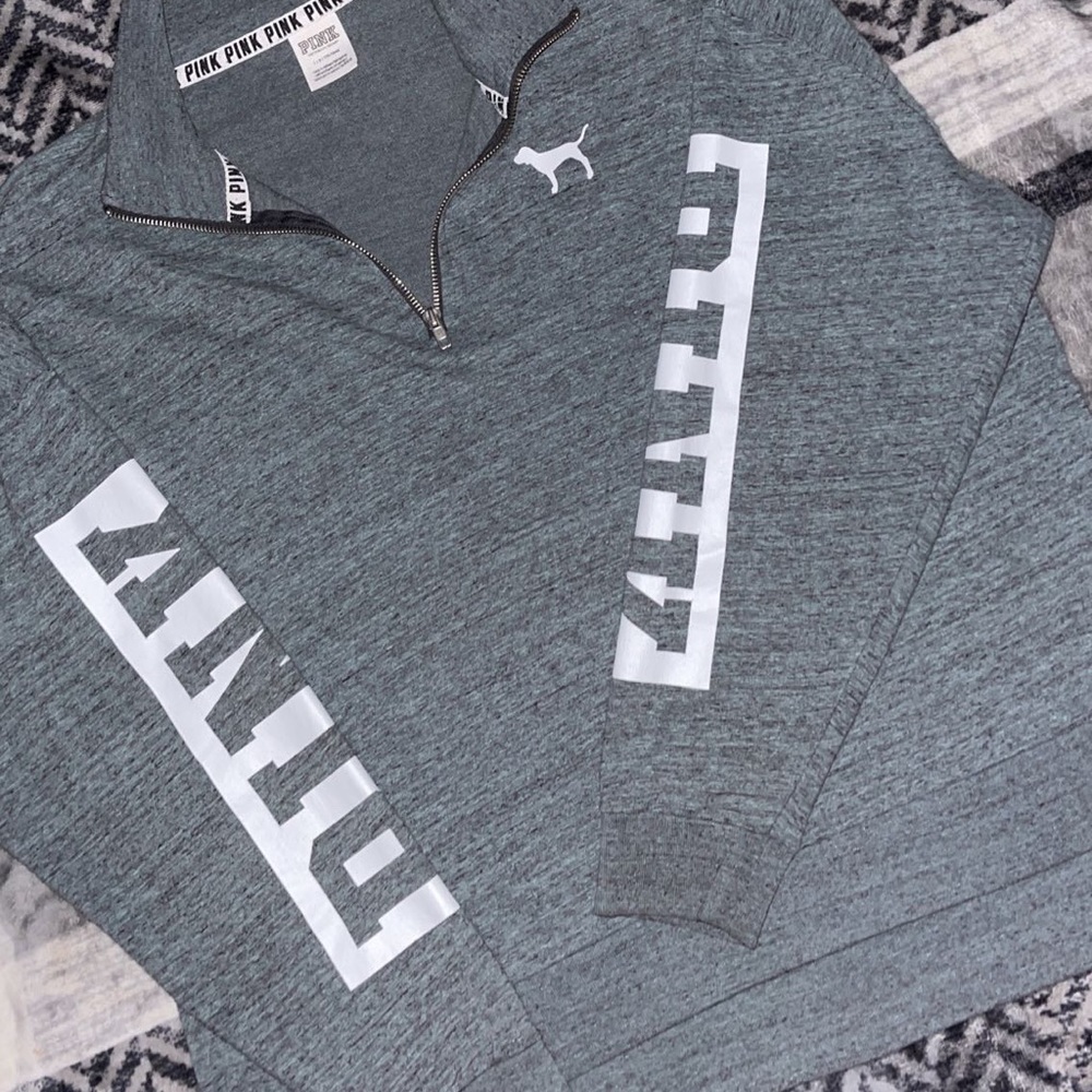 Vs PINK half zip